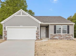 360 Lotz Ct, Wayland, MI 49348