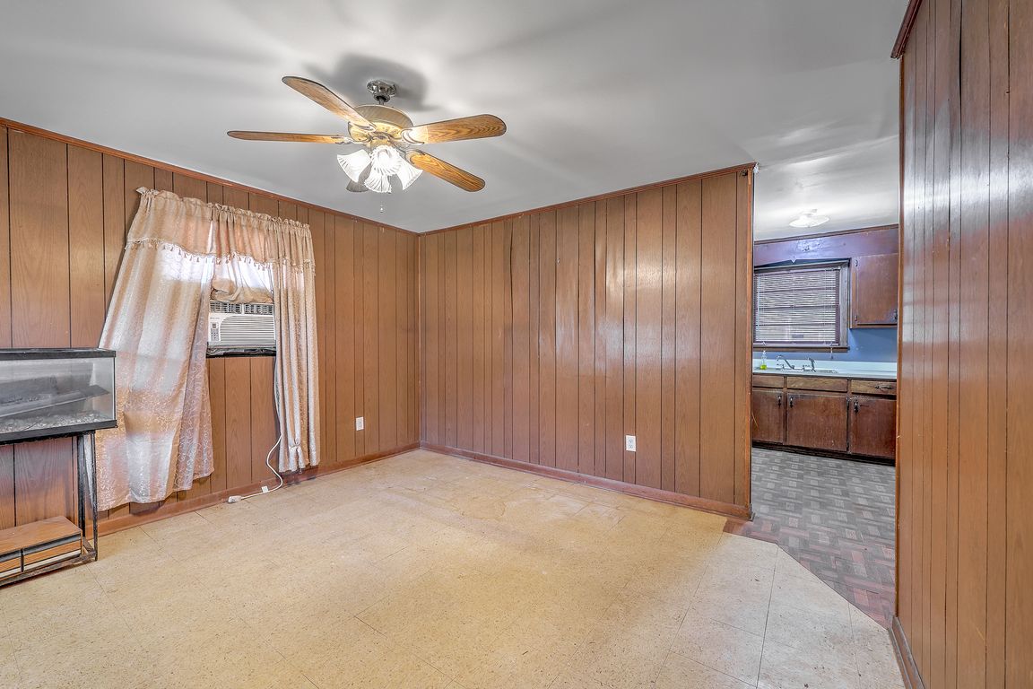 next background image