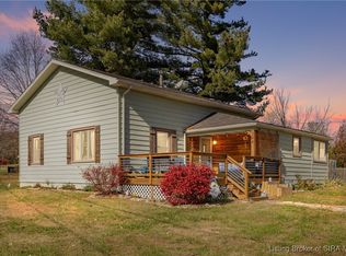 204 Spickert Knob Rd, New Albany, IN 47150