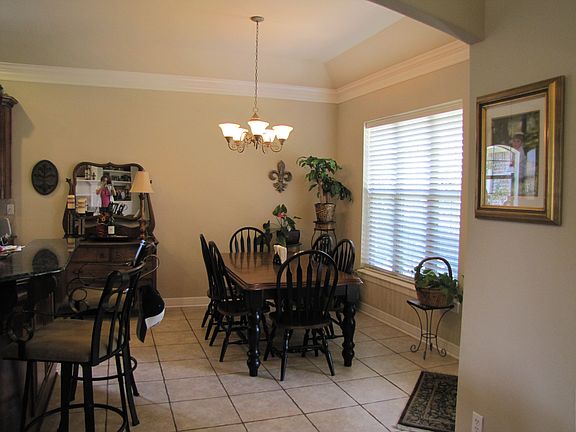 Breakfast room