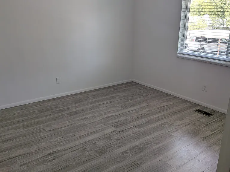 1445 N Amiron Way #D — Photo 3