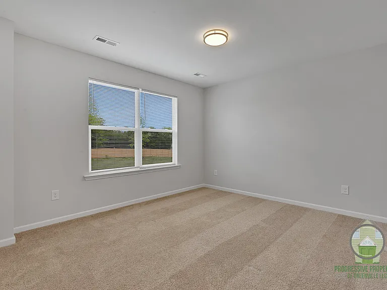 19 Wofford Pine Dr — Photo 12