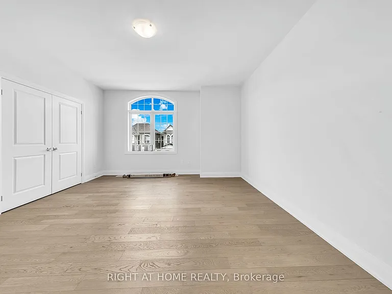 3 Speciosa St #UPPER — Photo 26