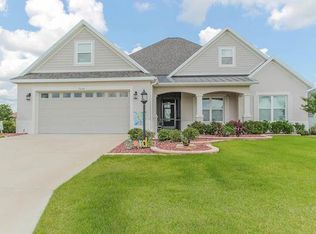 3254 Sennett Cir, Oxford, FL 34484