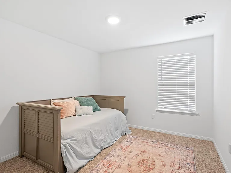 143 Santa Rosa Ln — Photo 24