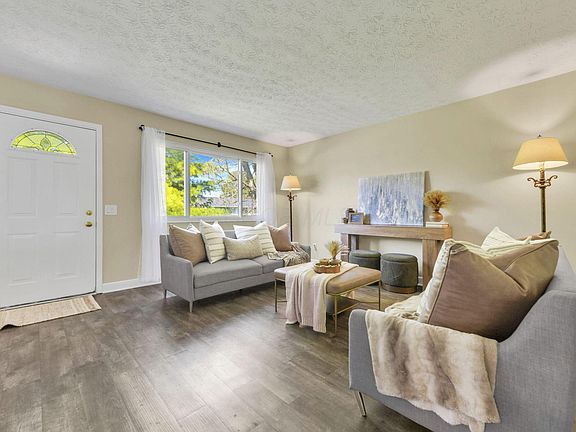 3rd image of 366 Kellybrook Pl