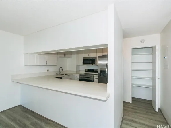 1255 Nuuanu Ave APT E801, Honolulu, HI 96817