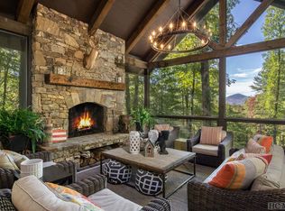 137 Upper Ridge Rd, Glenville, NC 28736