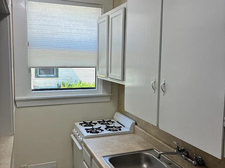 246 Charles Ave SE #1 — Photo 11