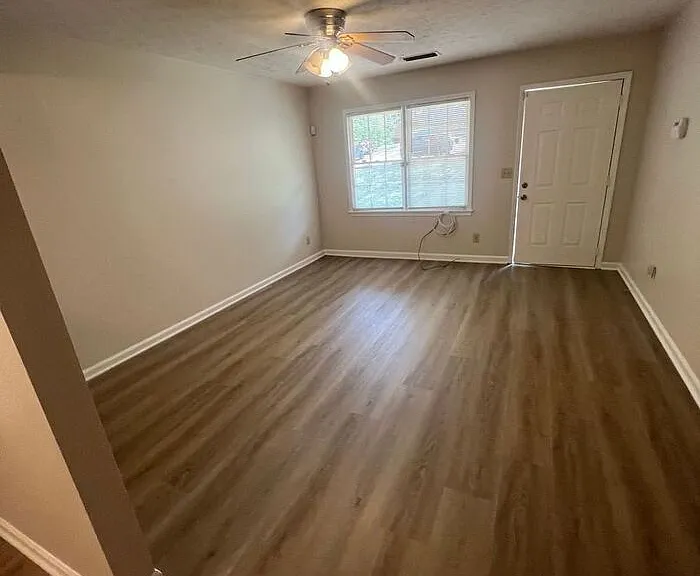 723 Jackson View Rd — Photo 3