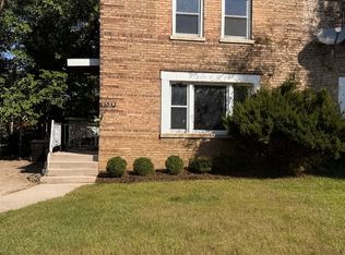 2552 E 96th St, Chicago, IL