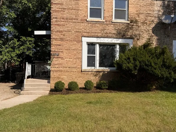 2552 E 96th St, Chicago, IL 60617
