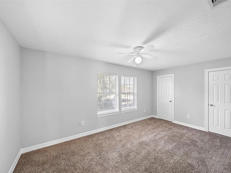 3002 Paige St — Photo 12