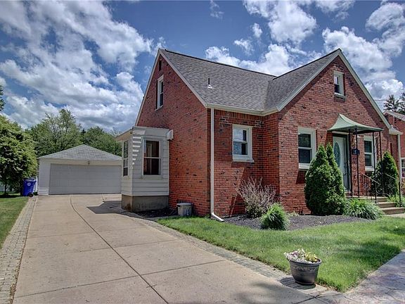 5th image of 87 Southwood Dr