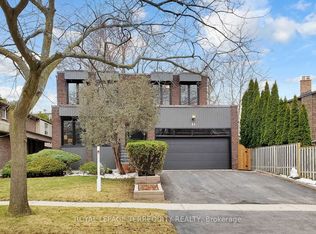 41 Beardmore Cres, Toronto, ON M2K 2P3
