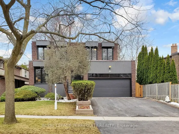 41 Beardmore Cres, Toronto, ON M2K 2P3