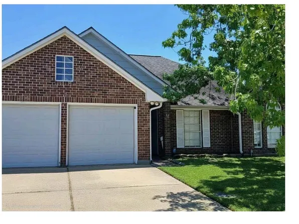 12 Rush Dr, La Place, LA 70068
