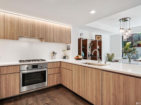 2nd image of 1300 22nd St #116