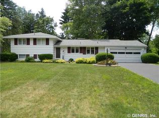 49 Charmwood Rd, Pittsford, NY 14534