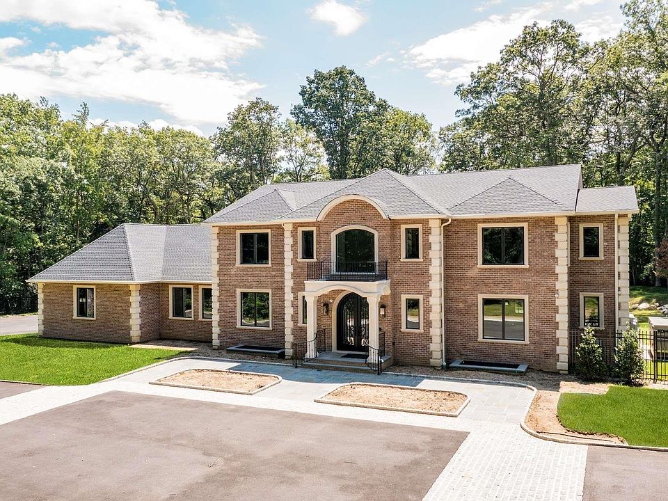 1st image of 60 Koenig Drive