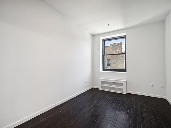 5th image of 79 Clifton Pl APT 6B