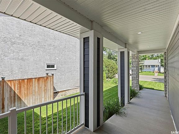 4th image of 1521 10th AVENUE N