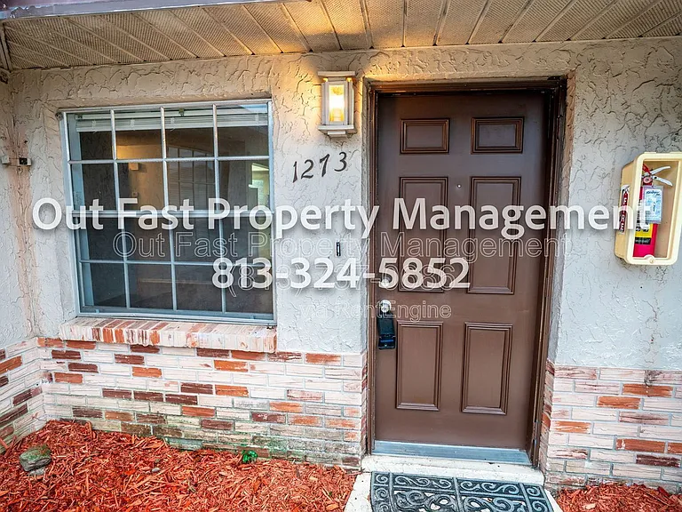 1273 Sylvia Ave — Photo 14