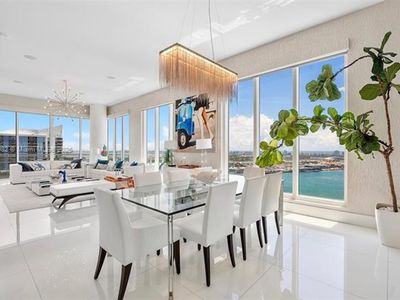 900 Brickell Key Blvd APT 3103, Miami, FL, 33131