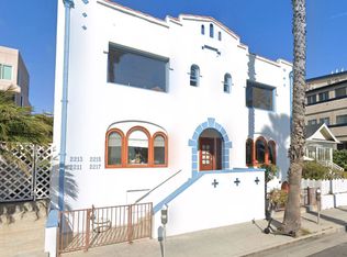 2211 Ocean Ave, Santa Monica, CA 90405