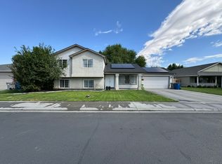 130 War Eagle Dr, Mountain Home, ID 83647
