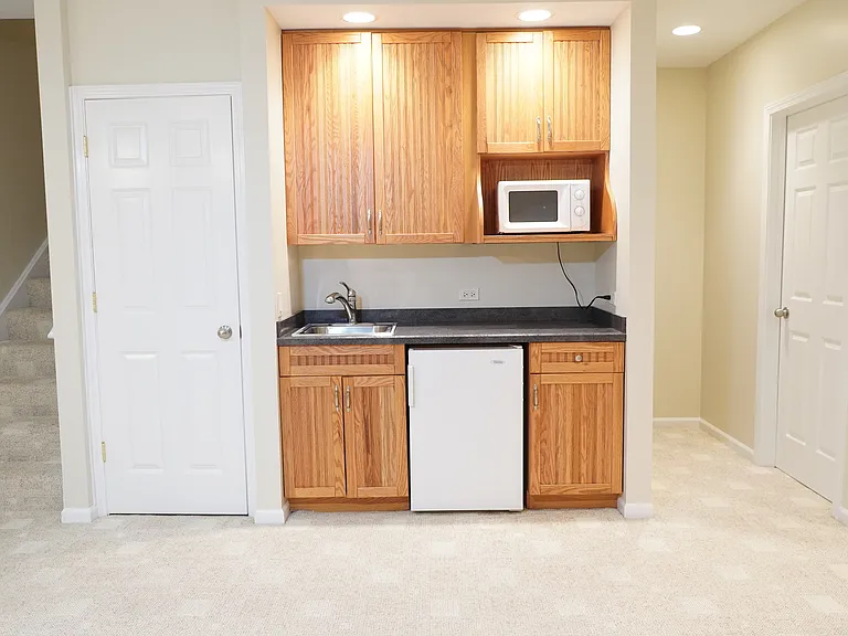 2664 Goldenrod Ln — Photo 22
