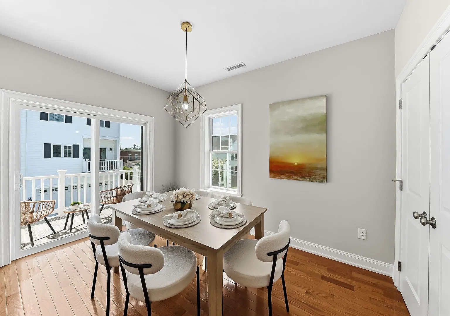 3 Bedroom, 2.5 Townhouse with Off Street Parking in Downtown West Chester — Photo 4