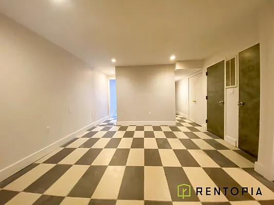 Rented by Rentopia | media 25