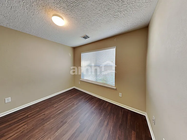 29231 Legends Green Dr — Photo 14
