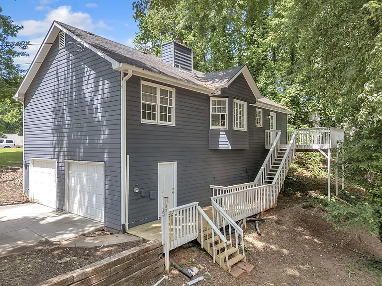608 Wood Ridge Dr — Photo 28