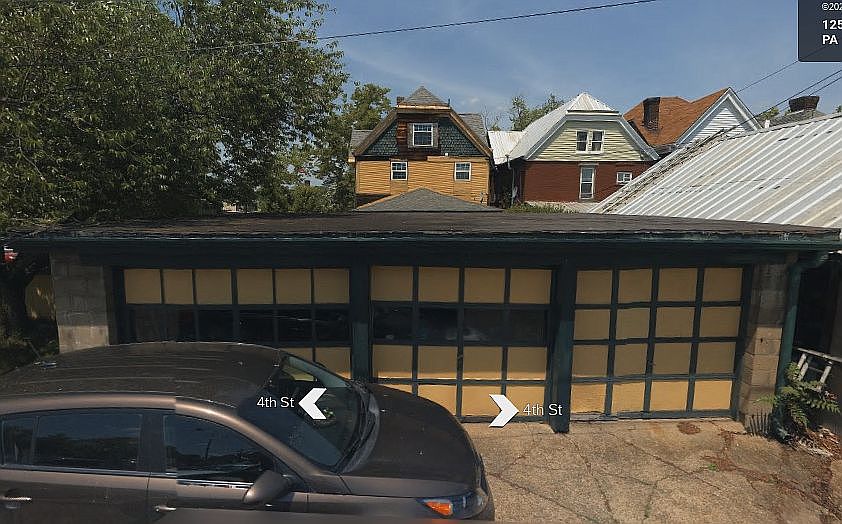 2nd image of 139 Farragut Ave