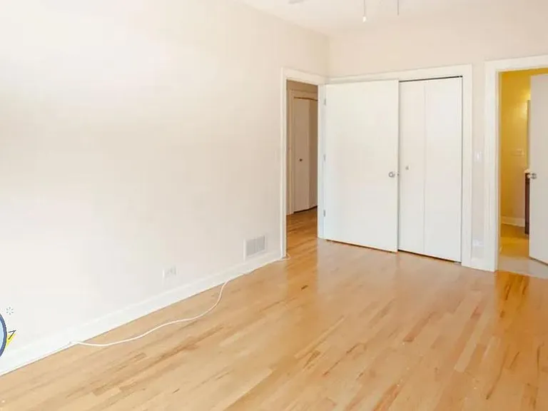Remodeled Wrigleyville Apts! — Photo 5