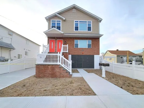 623 Beach 67th St, Arverne, NY 11692