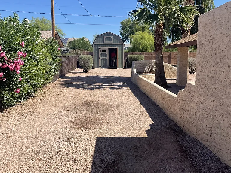 908 E Mesquite Ave — Photo 19