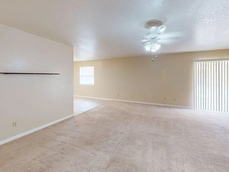 4405 Hondo Dr — Photo 7