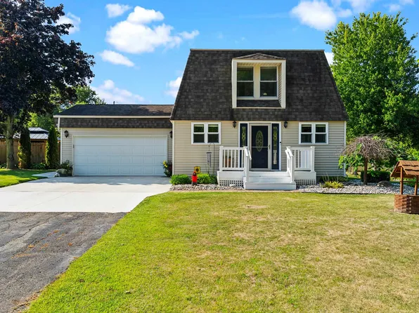 9224 Timberline Ct, Grand Blanc, MI 48439