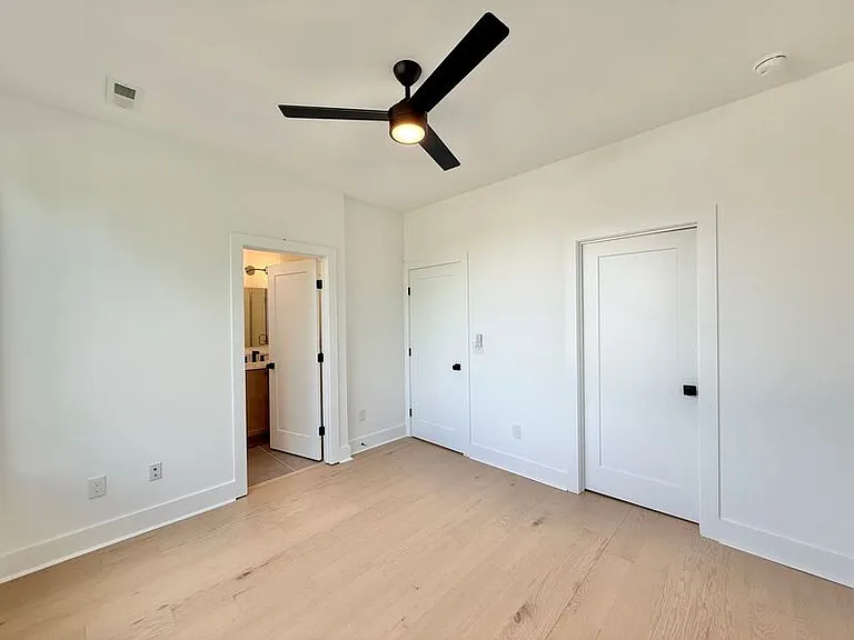 2012 Moody Ln — Photo 11