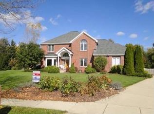 5915 Coventry Cir, East Lansing, MI 48823