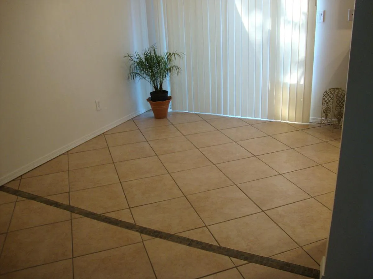 2 bed, 850 sqft, $1,800 — Photo 3