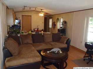 19 Secretariat St, Howell, NJ 07731