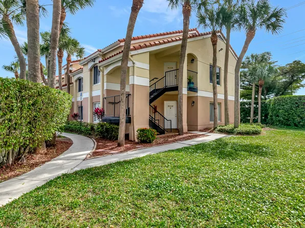 815 W Boynton Beach Boulevard #8-206, Boynton Beach, FL 33426