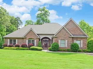 359 Glazenwood Dr, Clarkesville, GA 30523