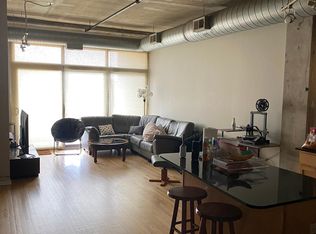 933 W Van Buren St APT 311, Chicago, IL 60607
