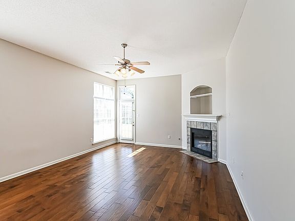 5th image of 12749 Fox Hunter Dr