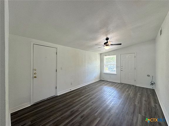 5th image of 907 Southside Dr